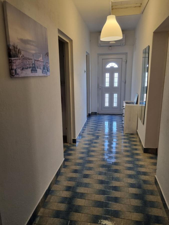 Апартаменты Tarac Сень Экстерьер фото